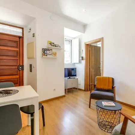 Guestready -- Cream&wood In Alcântara Apartamento *